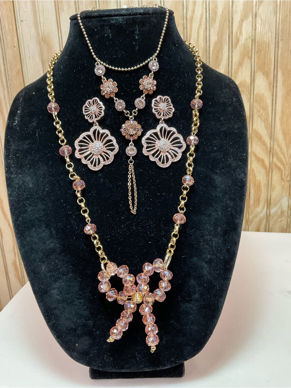 Pink Crystal Bow Pendant Necklace with Floral Earrings and bracelet